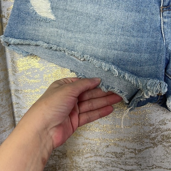 Billabong Drift Away Frayed raw hem Denim Short Size 28 - Picture 6 of 13